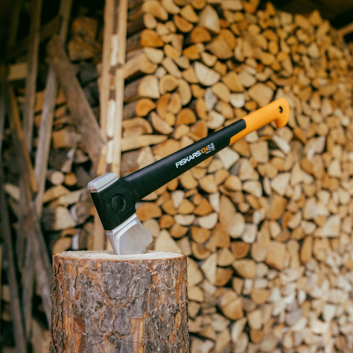 Fiskars X24S Økse