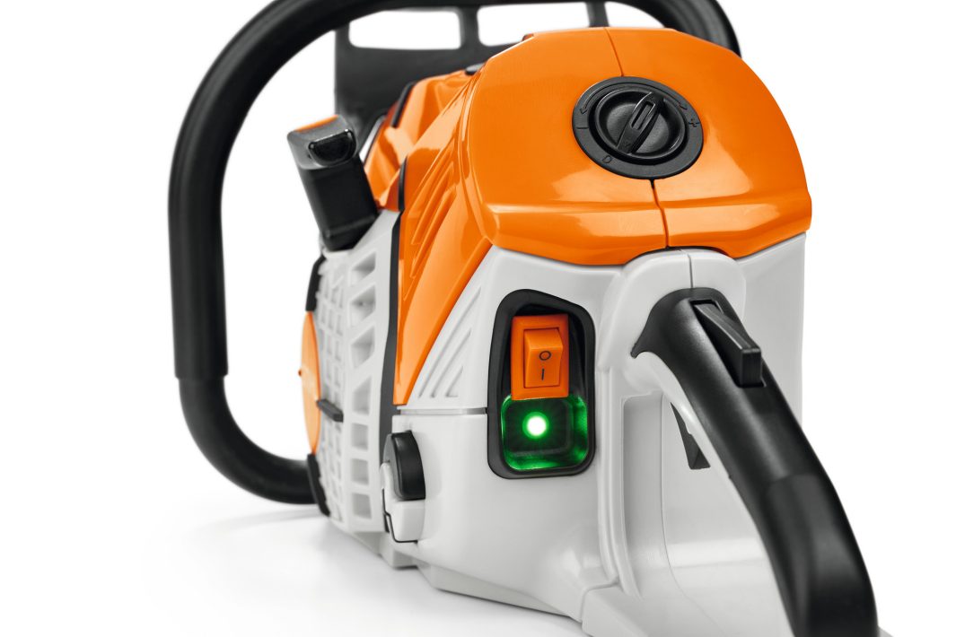 Stihl Legetøjsmotorsav inkl. batterier