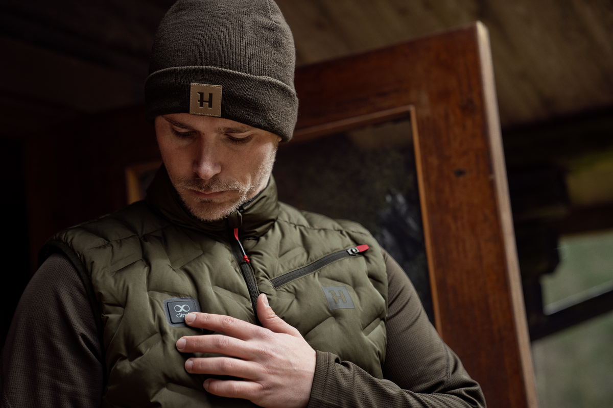 Härkila Clim8 insulated waistcoat willow green