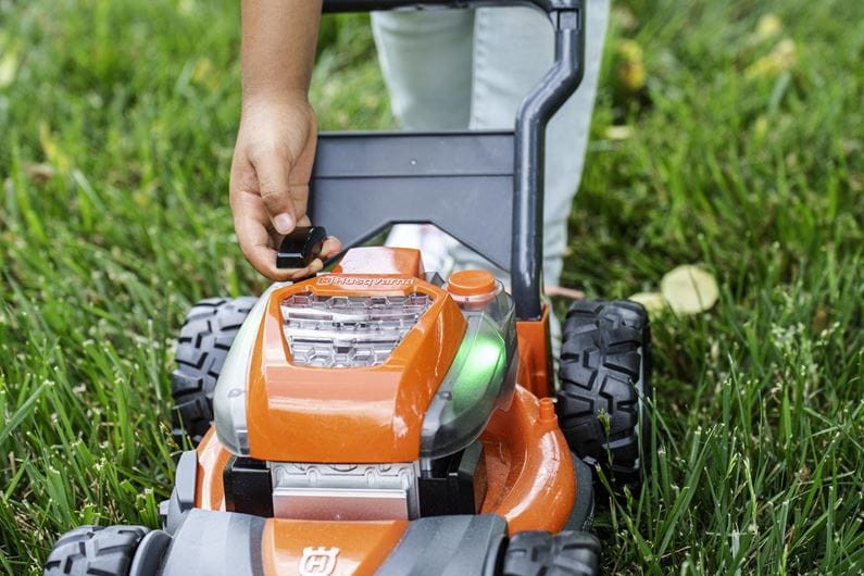 Husqvarna Legetøjsplæneklipper
