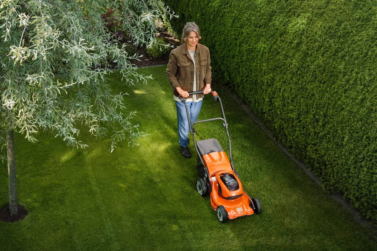Husqvarna LC 137i Plæneklipper Komplet